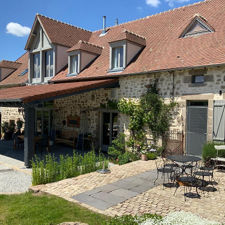 Shenmen Bed and Breakfast Beaune d'Allier Exteriör bild
