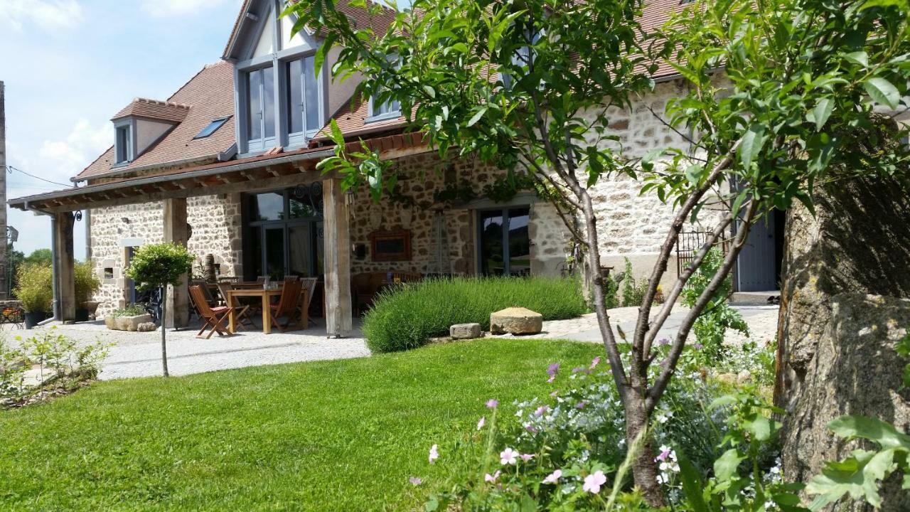 Shenmen Bed and Breakfast Beaune d'Allier Exteriör bild