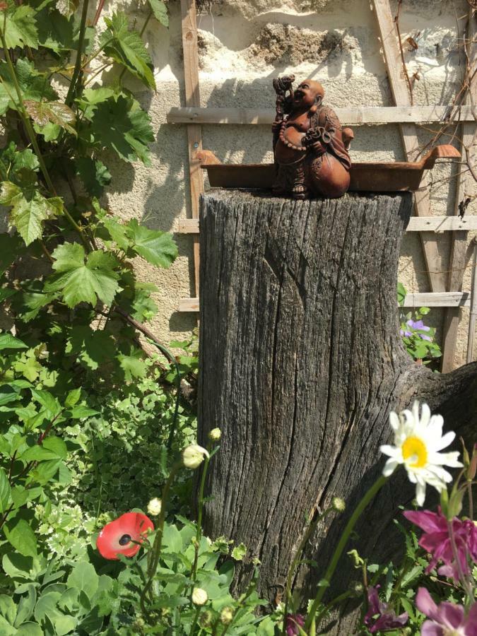 Shenmen Bed and Breakfast Beaune d'Allier Exteriör bild